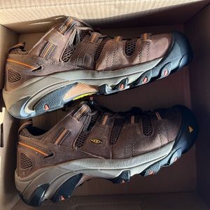 KEEN Flint II Mid WP Size 8.5 D Brown Mens Steel Toe Shoes Work Hiking